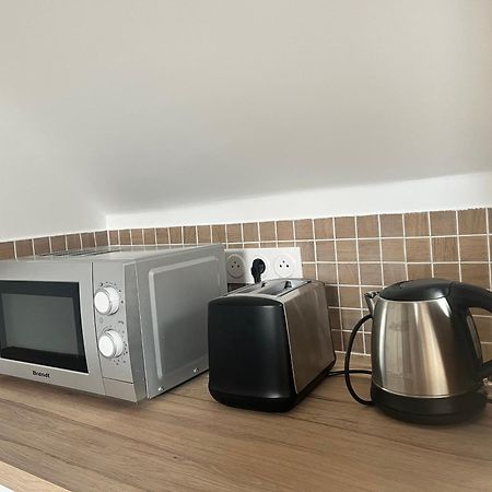 Appartement Aeroport Orly 아티스 몽스 외부 사진